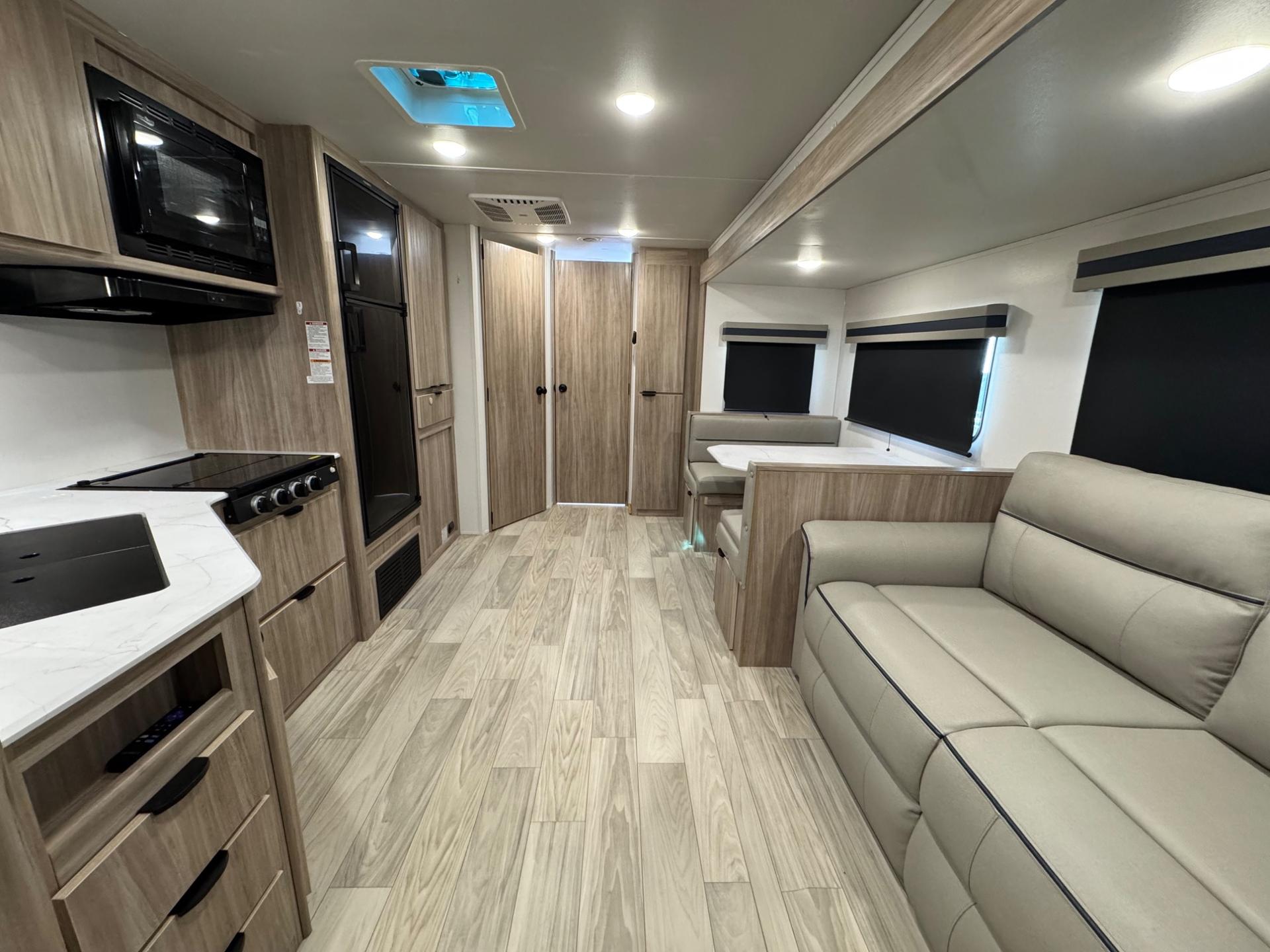 2024 Winnebago 2024 Winnebago Access - thumbnail 7