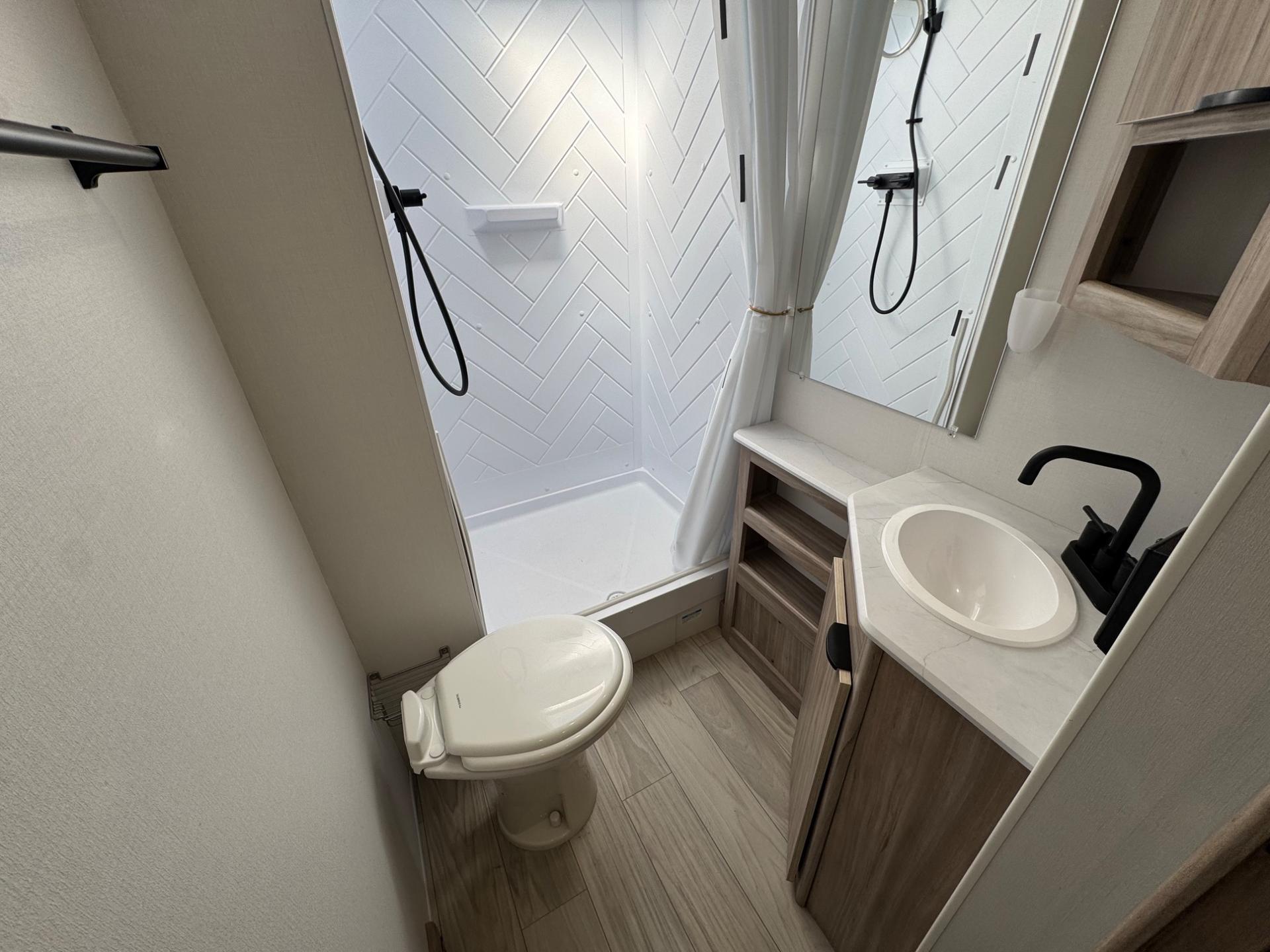 2024 Winnebago 2024 Winnebago Access - thumbnail 12