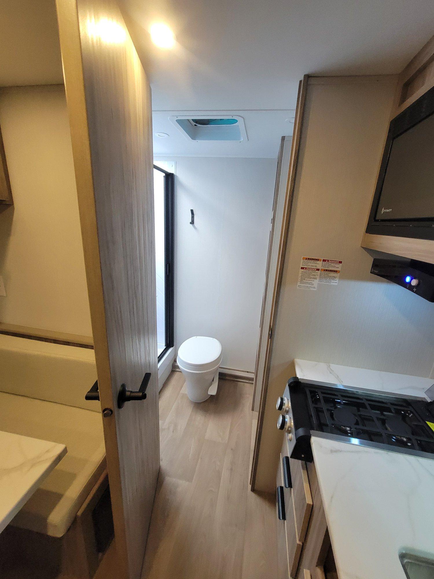 2026 Winnebago 2026 Winnebago Access - thumbnail 15