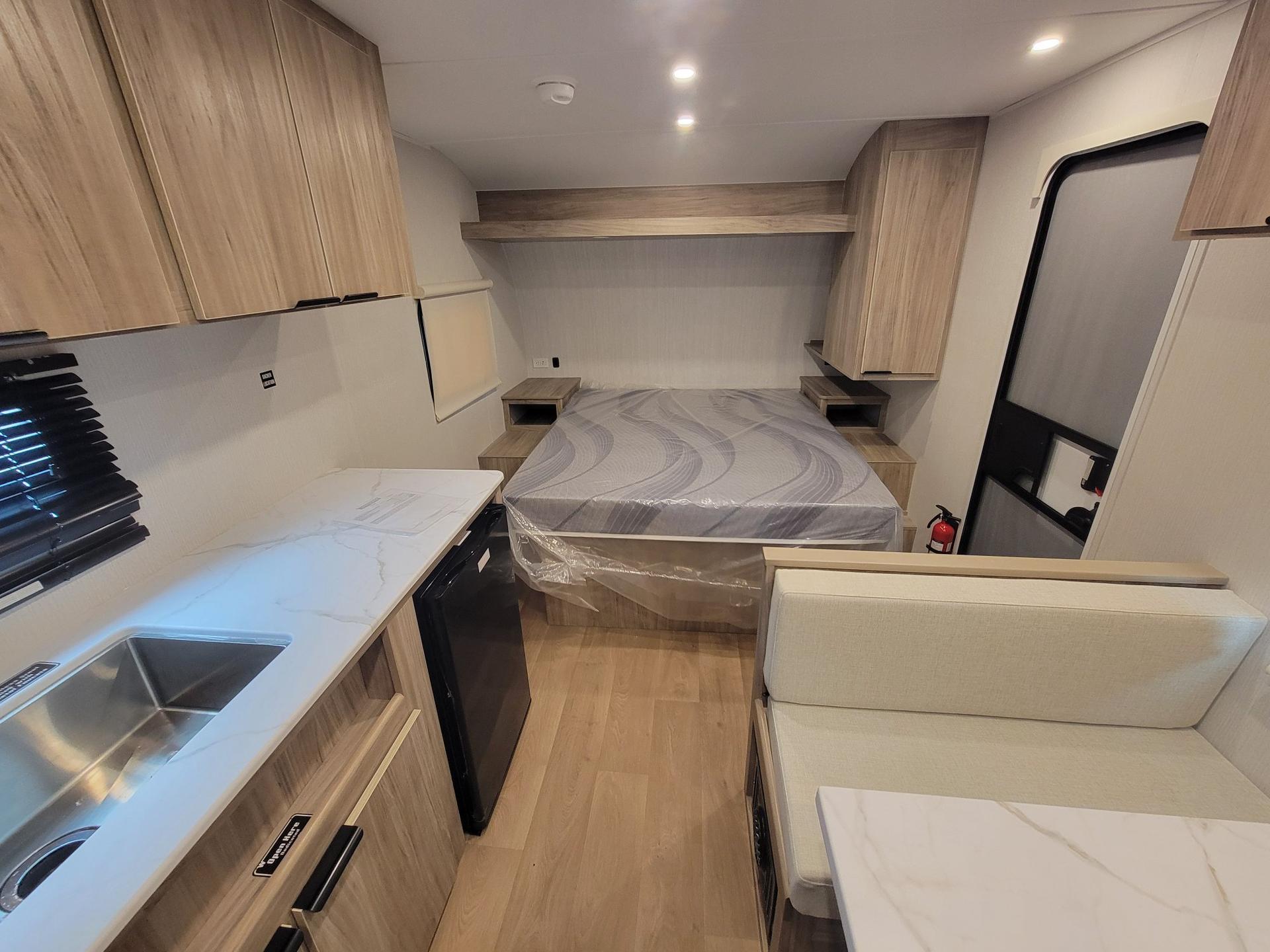 2026 Winnebago 2026 Winnebago Access - thumbnail 9