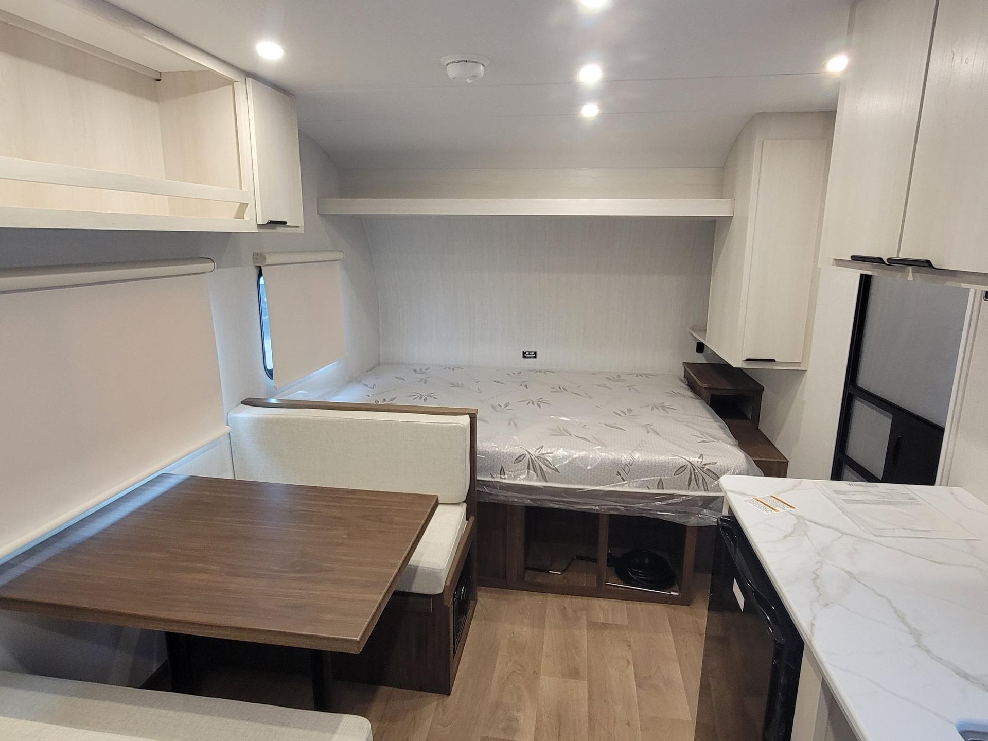 2026 Winnebago 2026 Winnebago Access - thumbnail 9