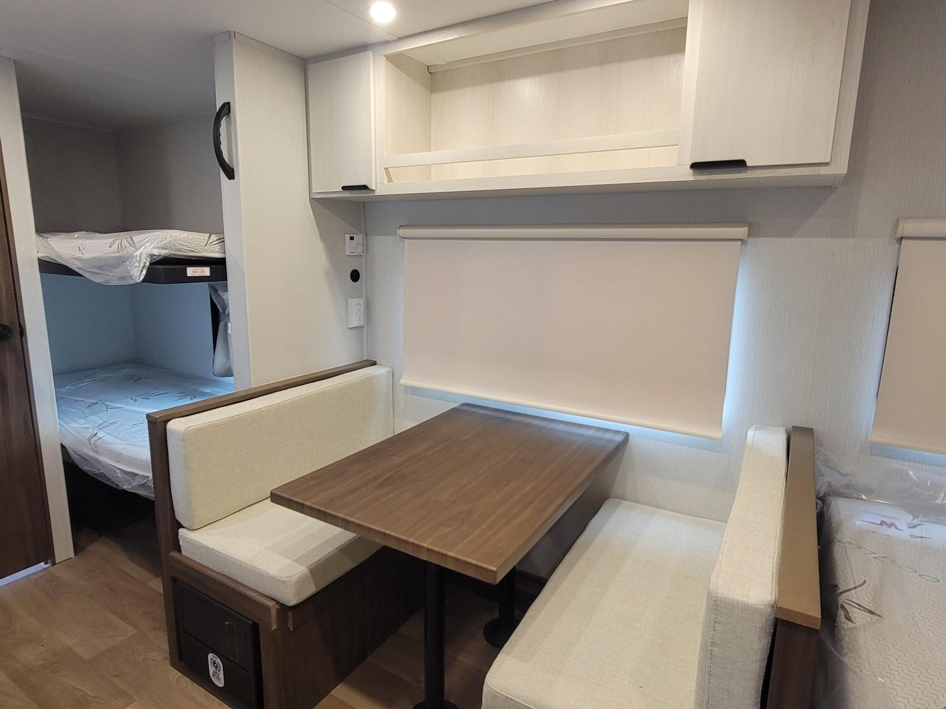 2026 Winnebago 2026 Winnebago Access - thumbnail 11