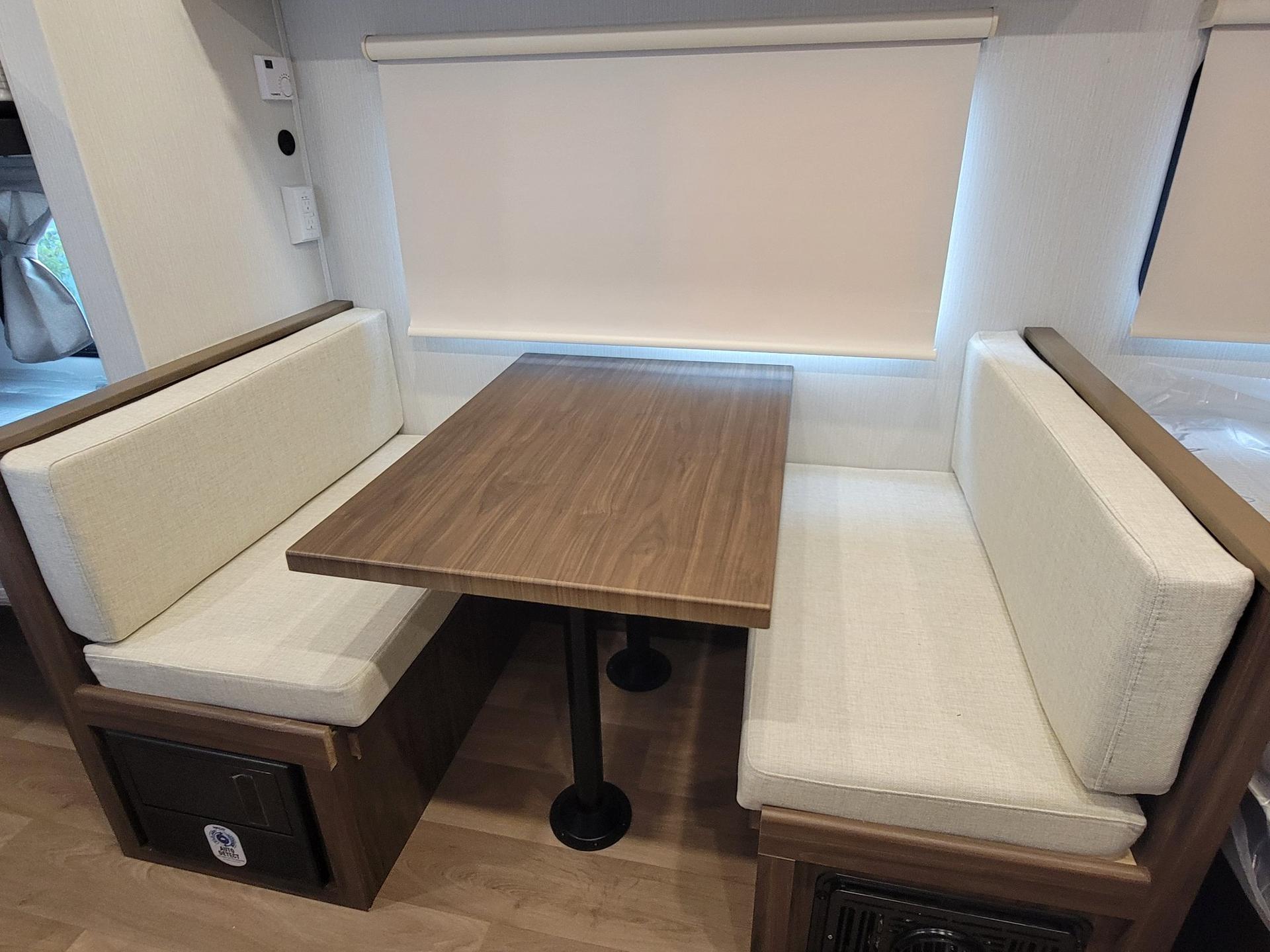 2026 Winnebago 2026 Winnebago Access - thumbnail 12
