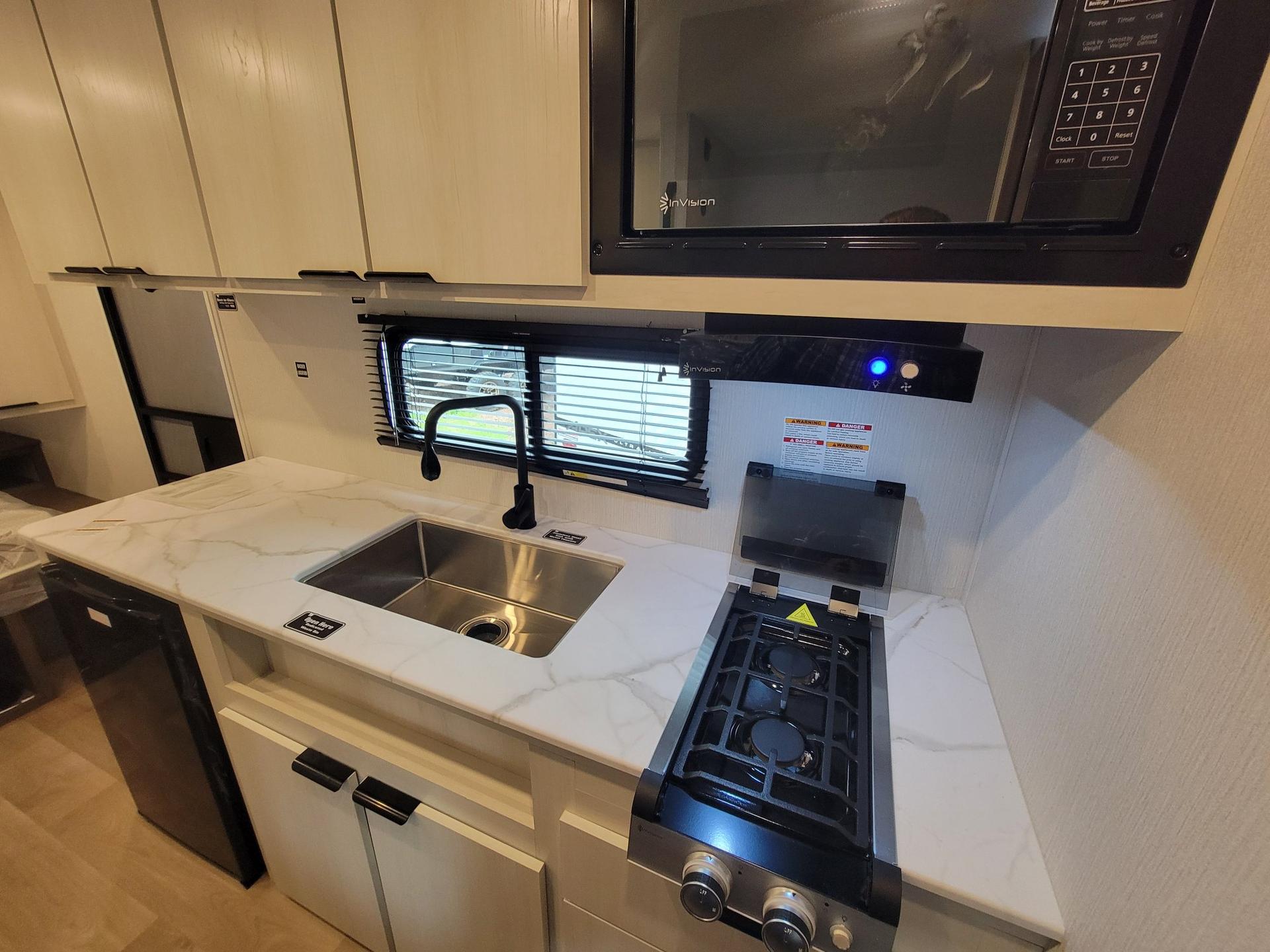 2026 Winnebago 2026 Winnebago Access - thumbnail 20