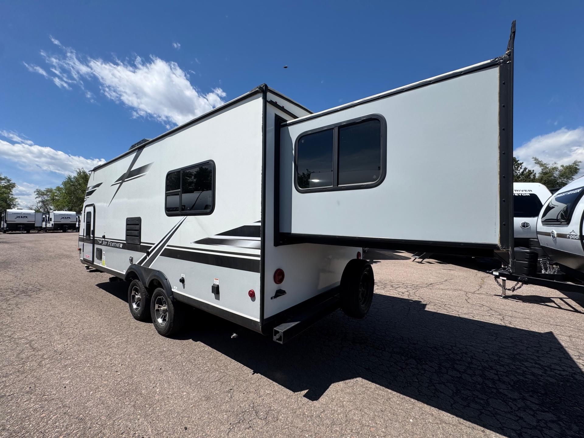 2021 Jayco 2021 Jayco Jay Feather - thumbnail 4