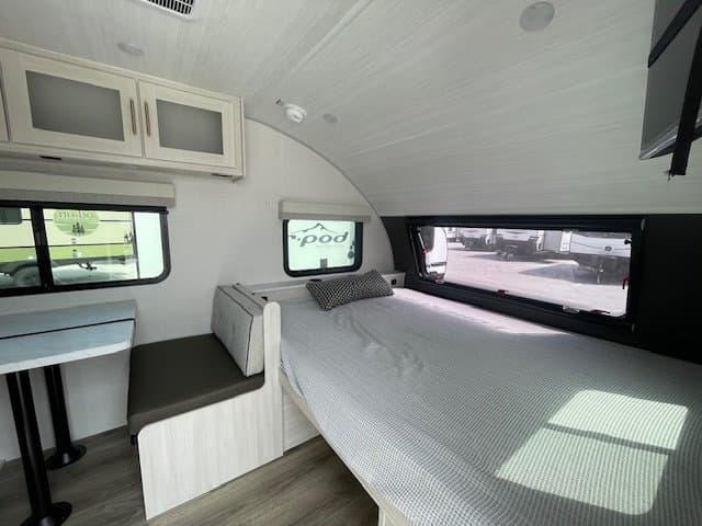 2026 Forest River 2026 Forest River R-Pod - thumbnail 4