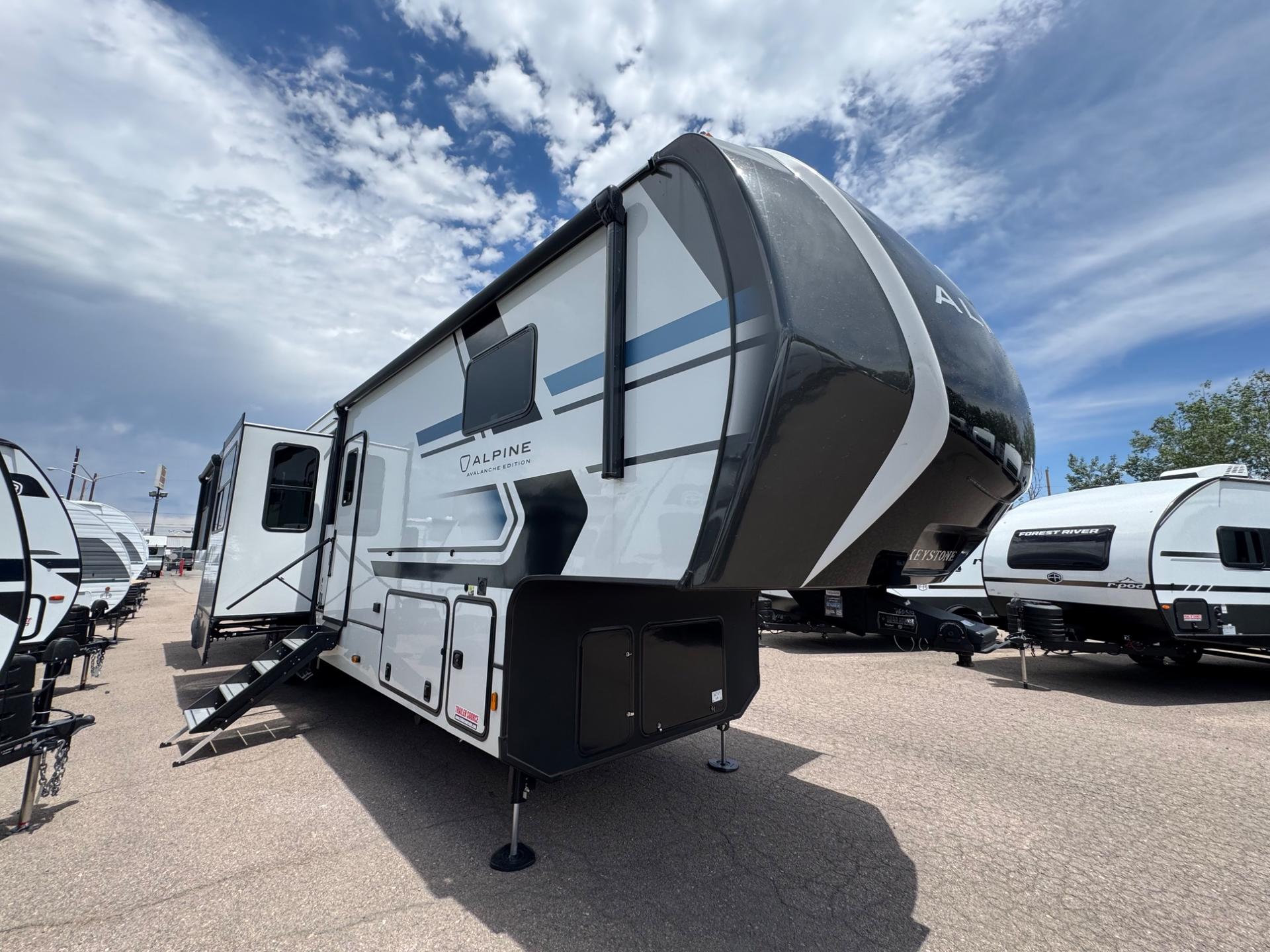 2026 Keystone Alpine Avalanche 381DL