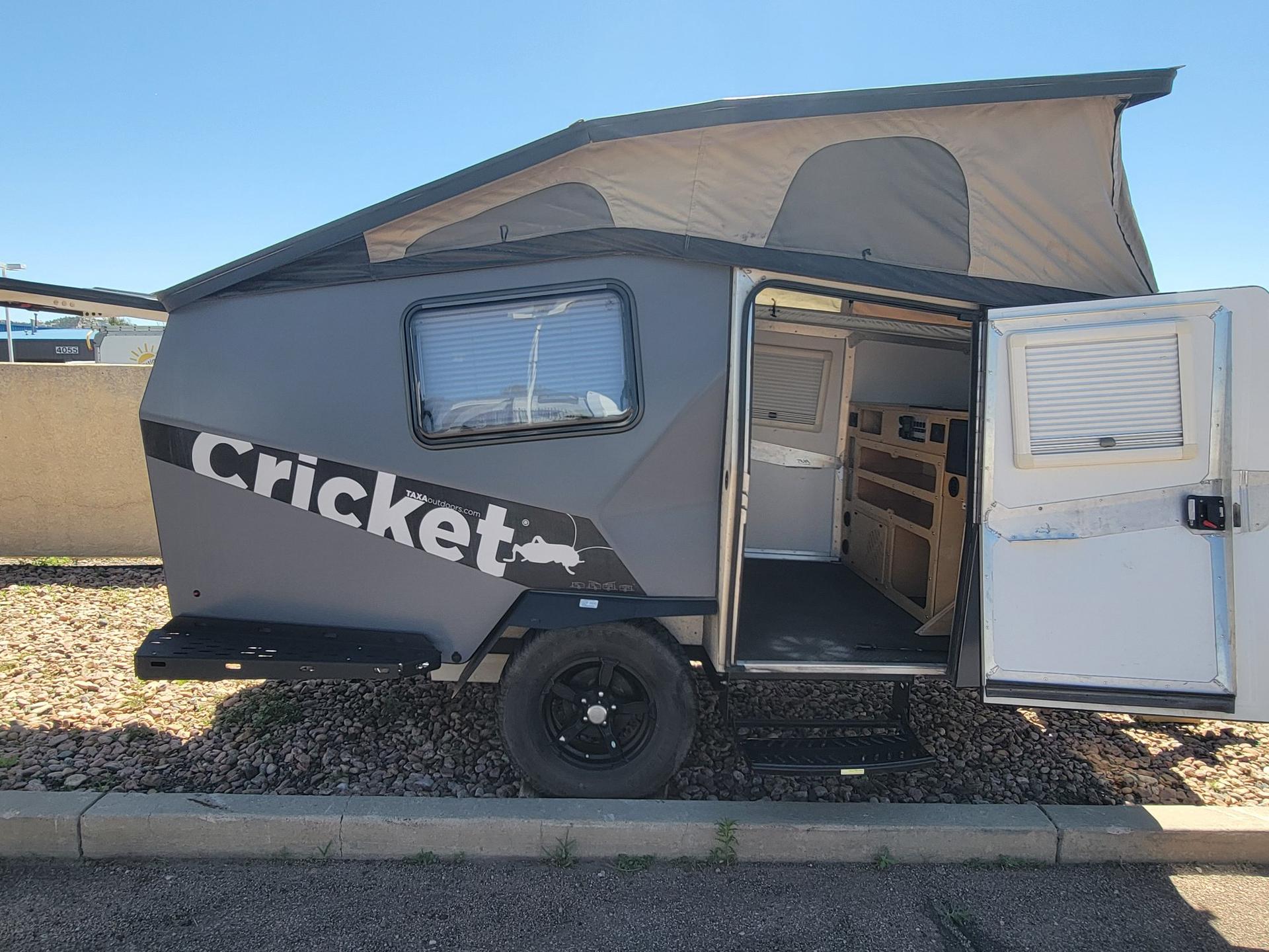 2018 Taxa 2018 Taxa Cricket - thumbnail 13