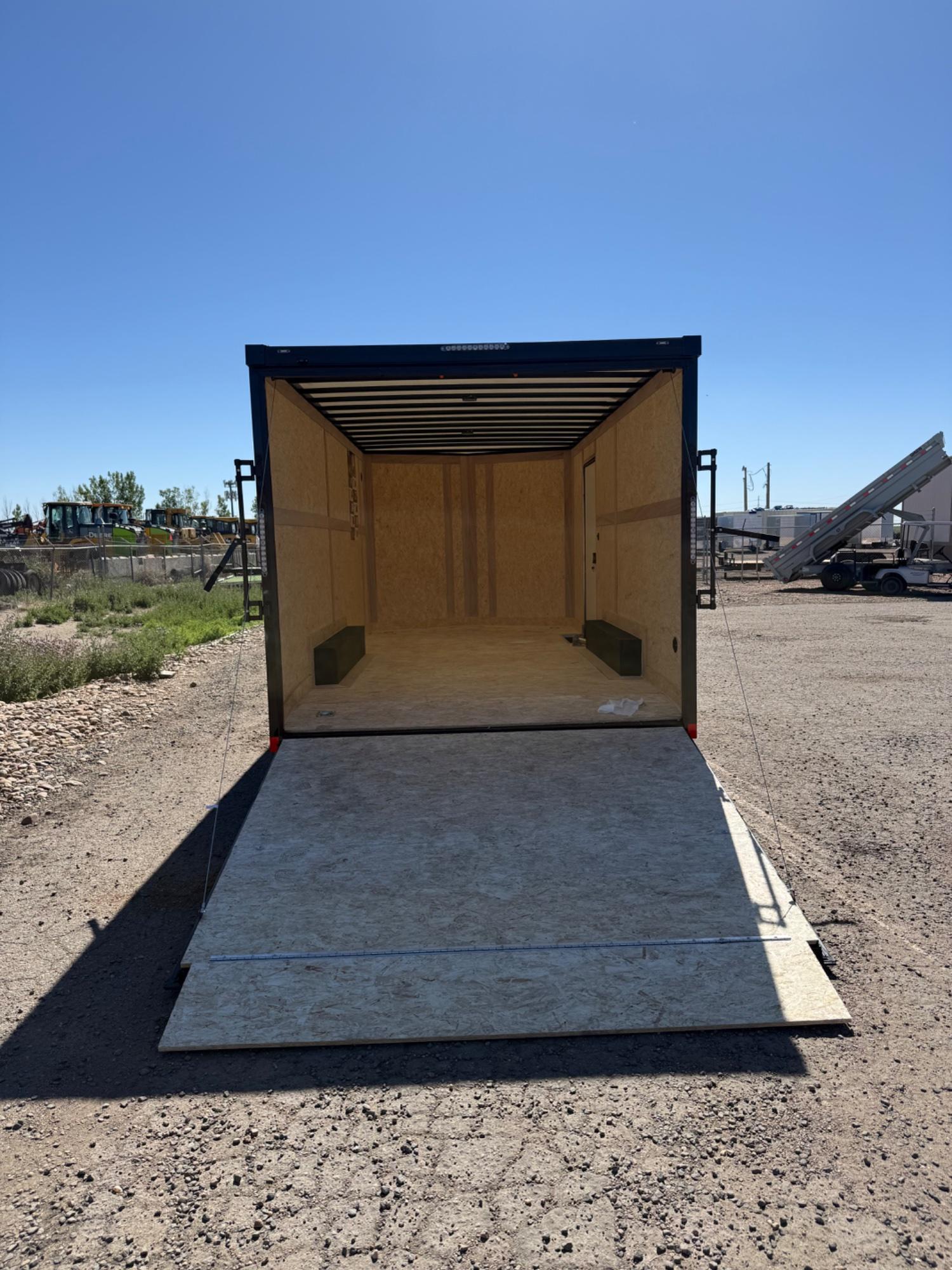 2026 Haulmark 2026 Haulmark Transport V-Nose 8.5'x18' 10K - - thumbnail 10