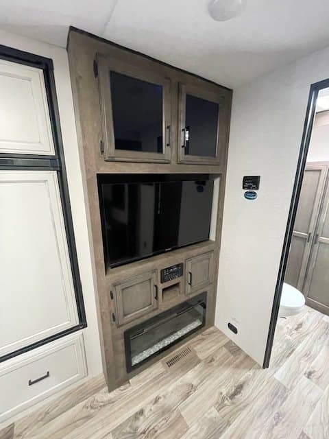 2023 VENTURE RV 2023 VENTURE RV SPORTTREK - thumbnail 6
