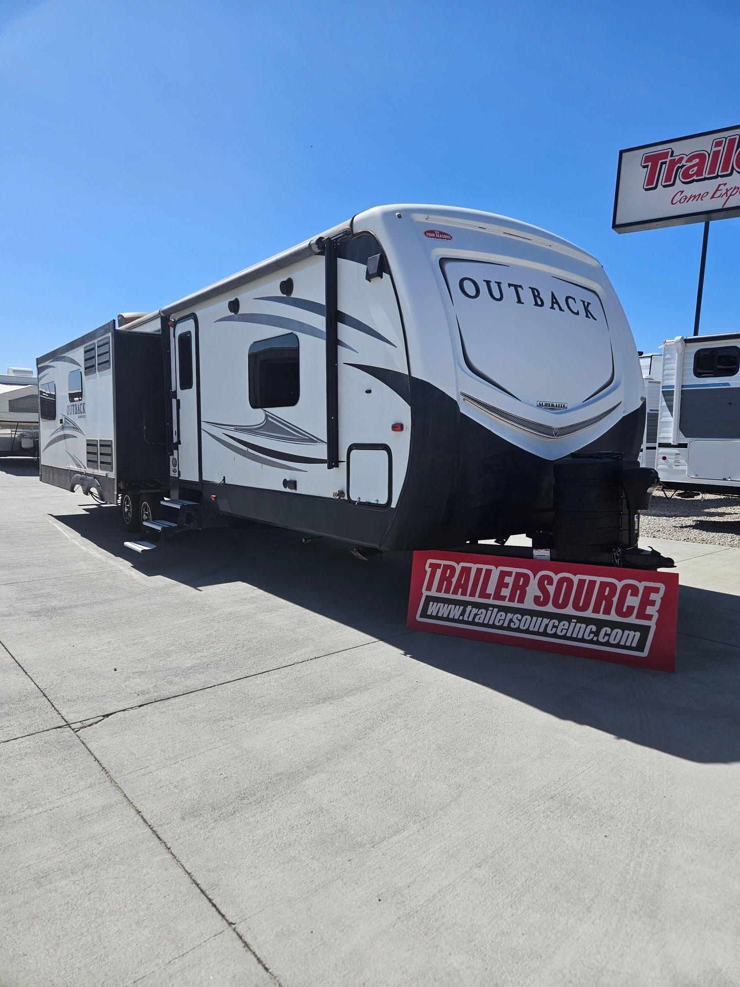 2017 Keystone Outback 326RL