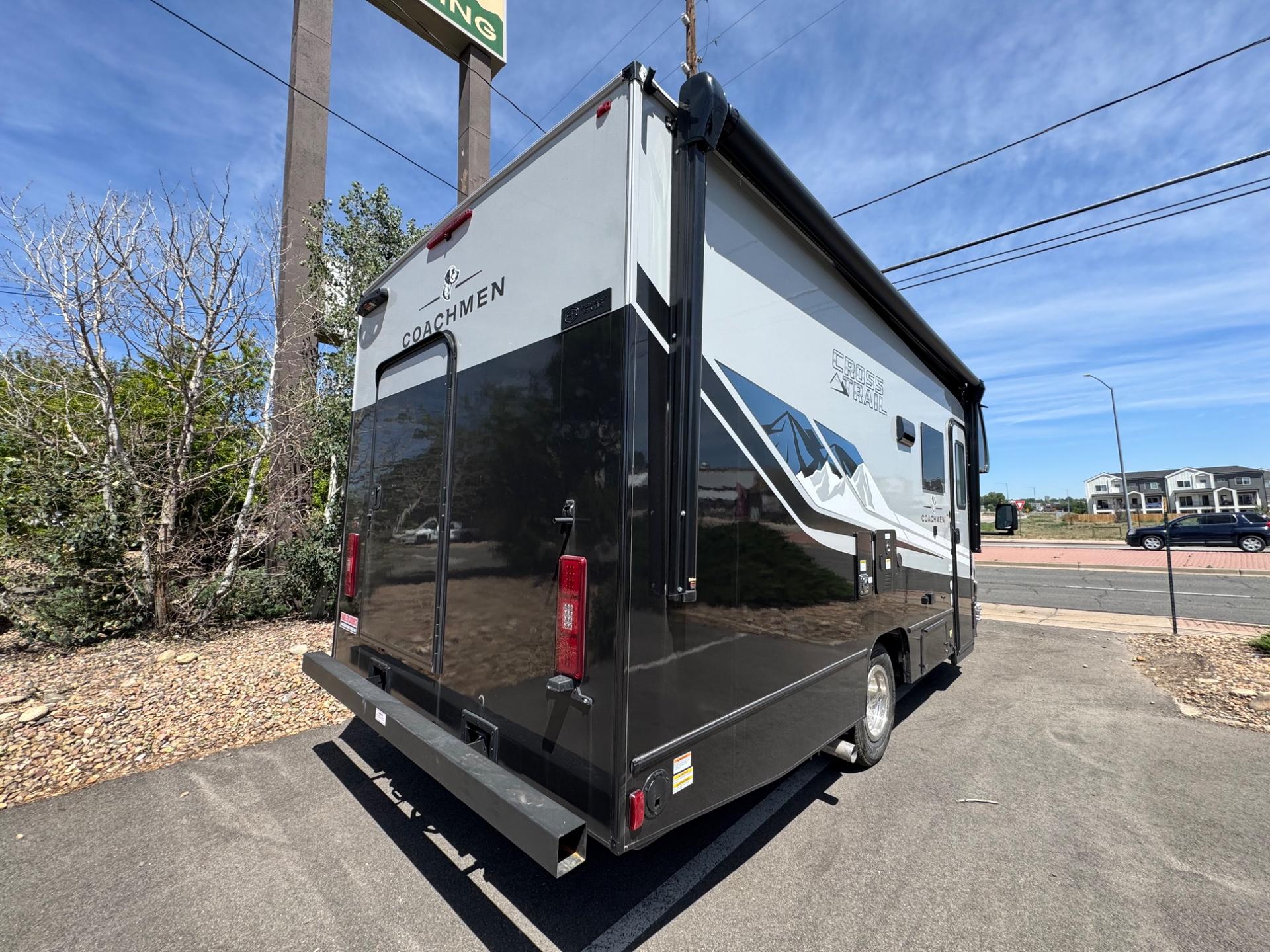 2026 Coachmen 2026 Coachmen Cross Trail - thumbnail 4