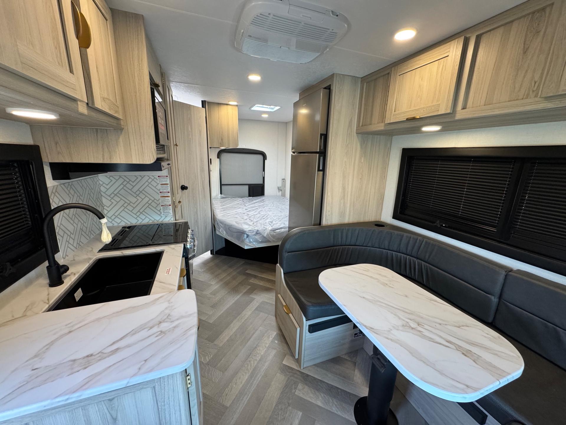 2026 Coachmen 2026 Coachmen Cross Trail - thumbnail 5