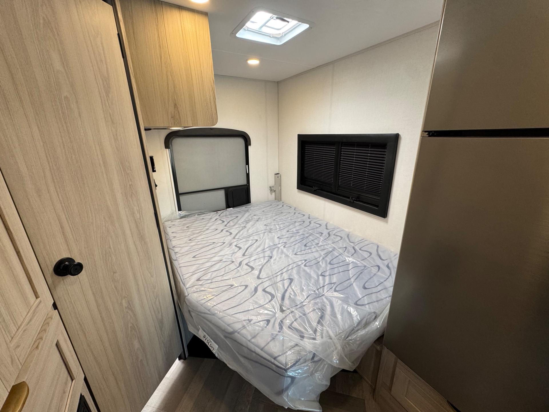 2026 Coachmen 2026 Coachmen Cross Trail - thumbnail 8