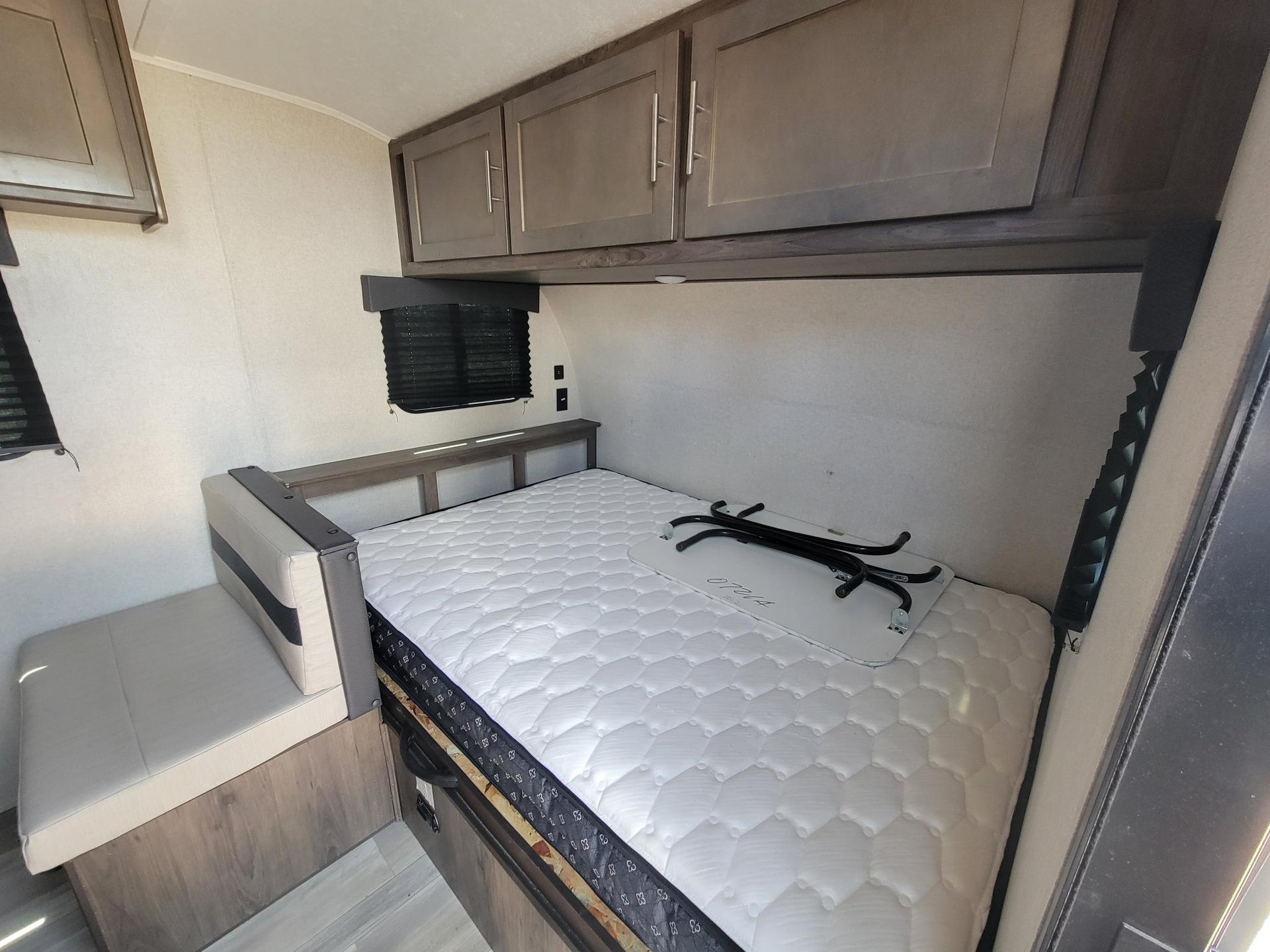 2021 Coachmen 2021 Coachmen Clipper - thumbnail 9