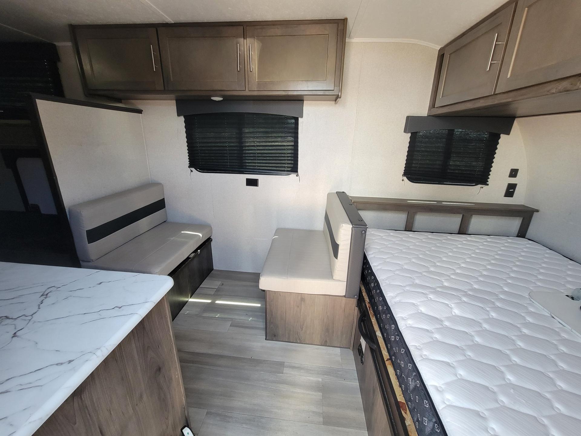 2021 Coachmen 2021 Coachmen Clipper - thumbnail 10