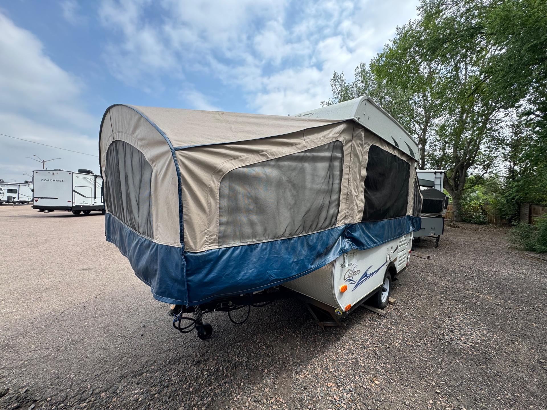 2011 Coachmen 2011 Coachmen Clipper Sport - thumbnail 3