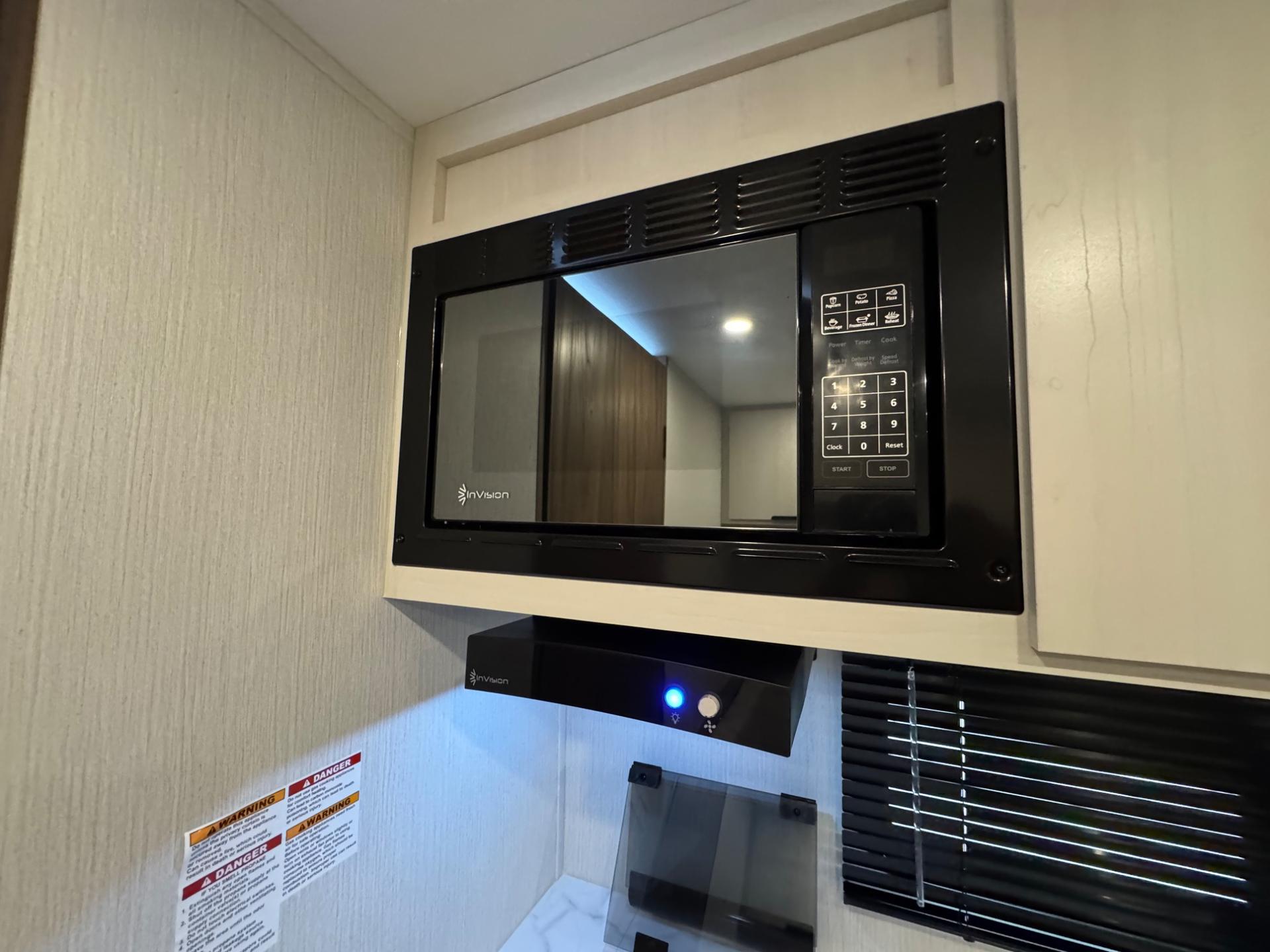 2026 Winnebago 2026 Winnebago Access - thumbnail 11