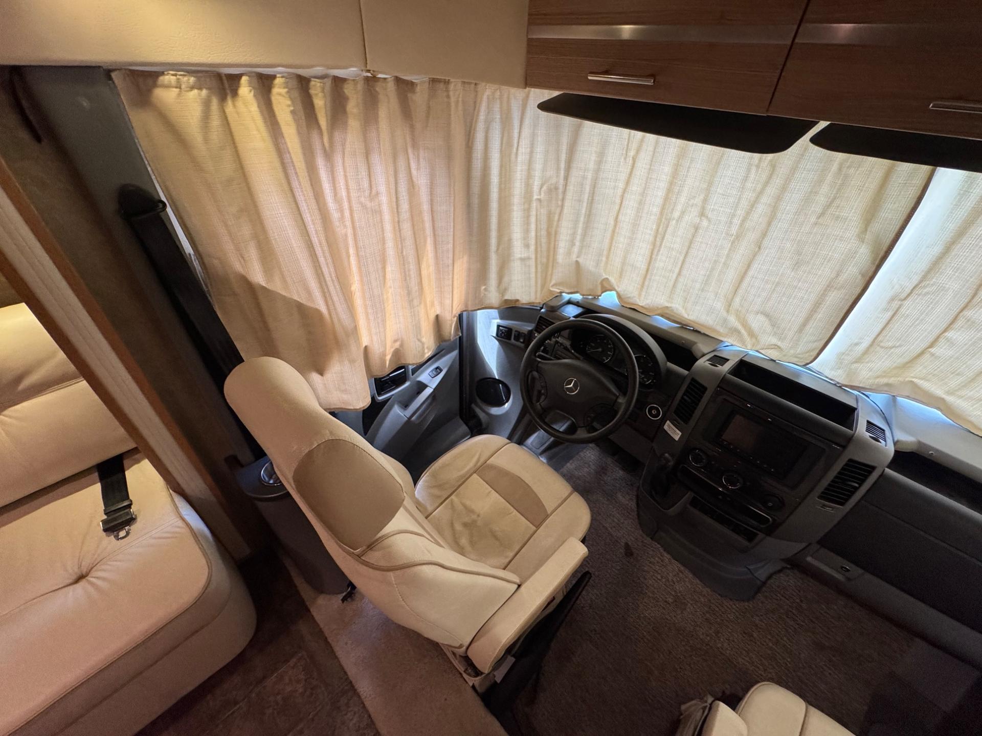 2013 Winnebago 2013 Winnebago Itasca Reyo - thumbnail 21