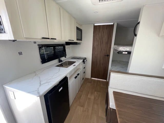 2026 Winnebago 2026 Winnebago Access - thumbnail 5