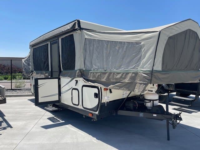 2017 Forest River Classic 625D