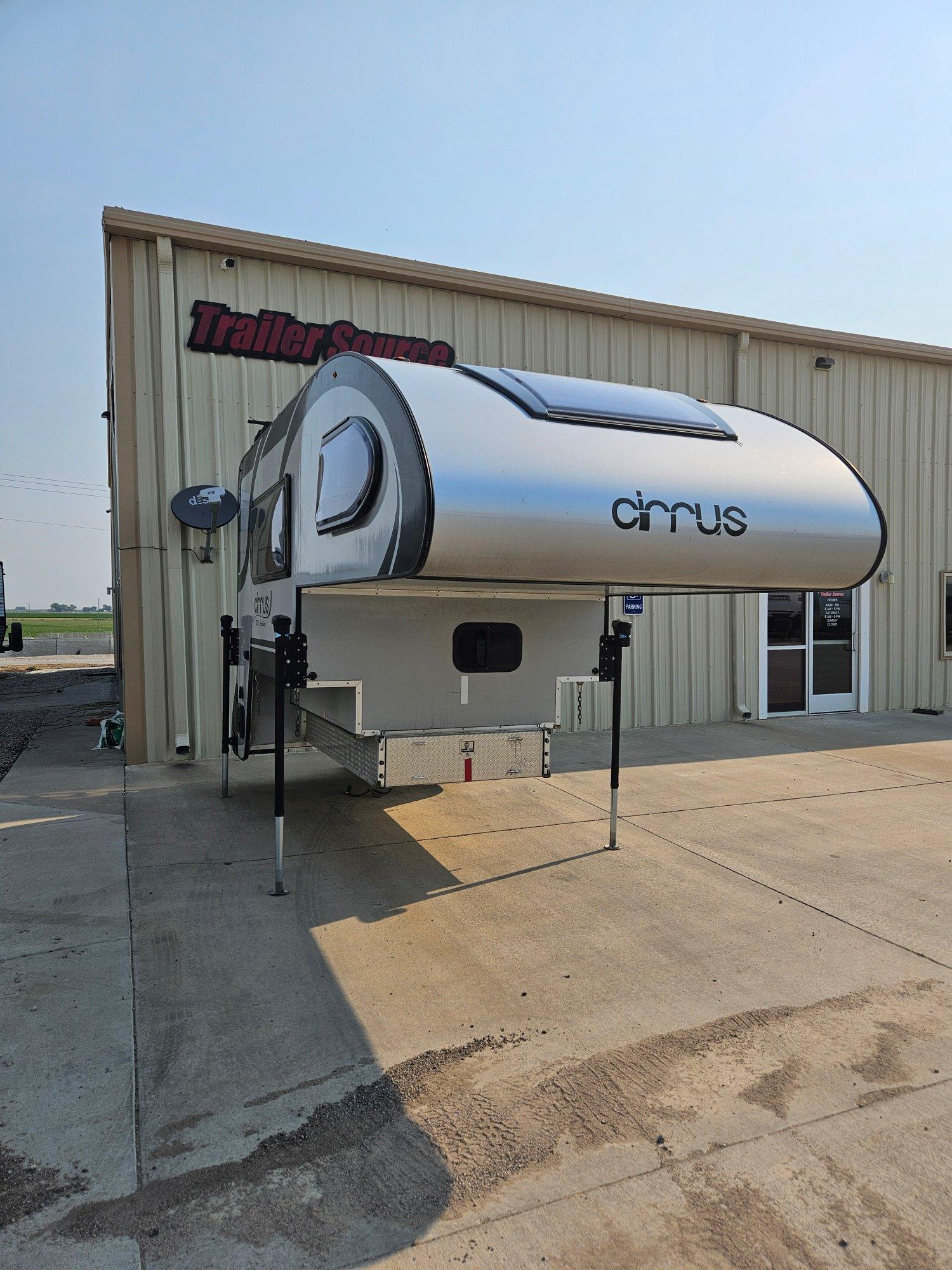 2022 nuCamp 2022 nuCamp Cirrus - thumbnail 3