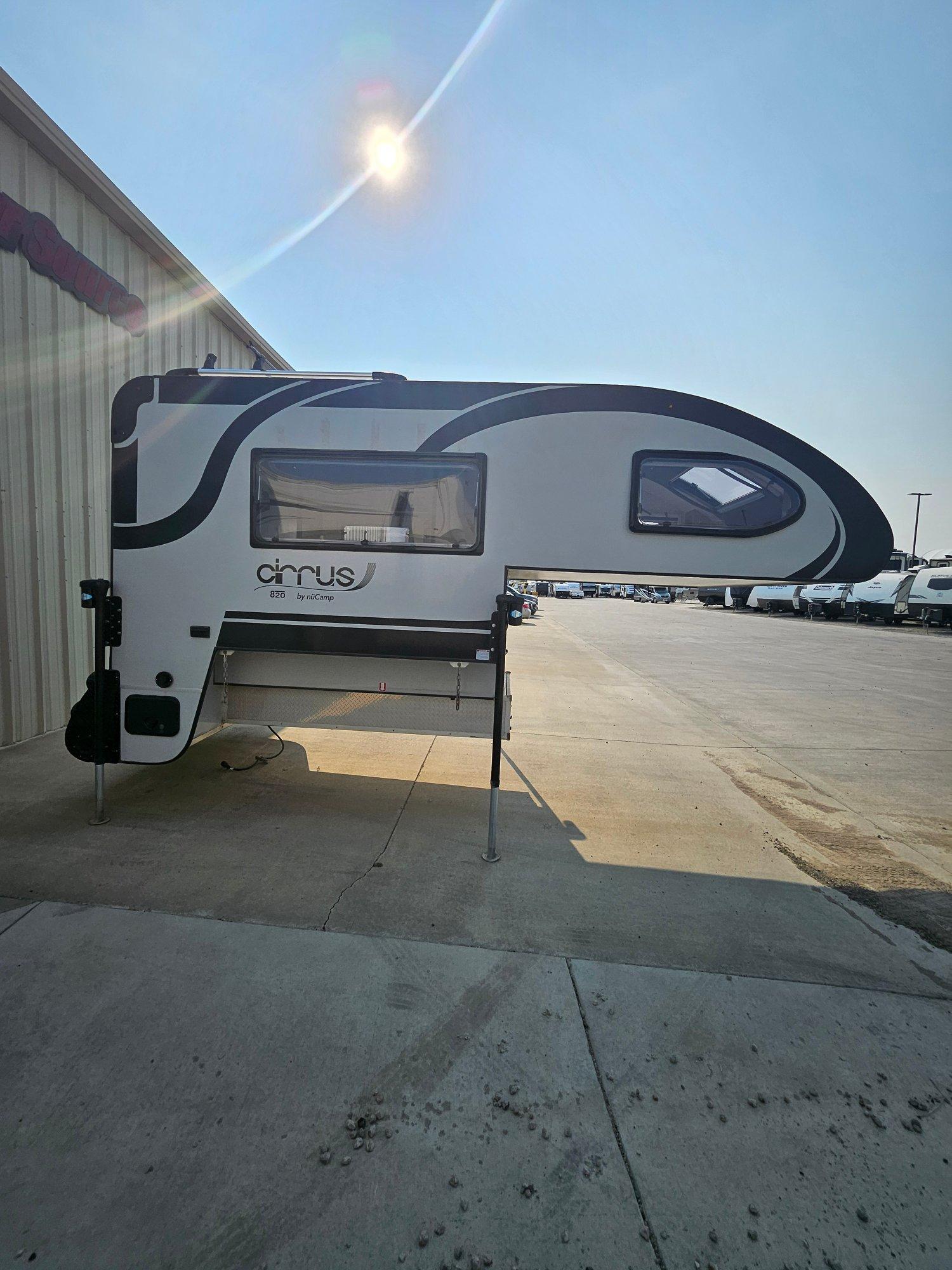 2022 nuCamp 2022 nuCamp Cirrus - thumbnail 4