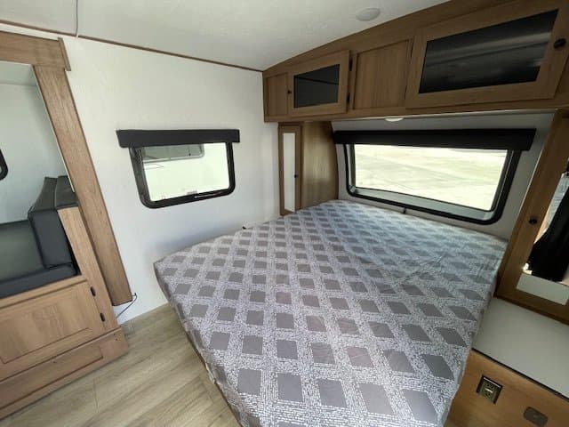 2026 Coachmen 2026 Coachmen Apex Nano - thumbnail 5