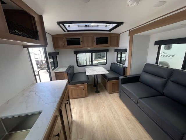 2026 Coachmen 2026 Coachmen Apex Nano - thumbnail 11