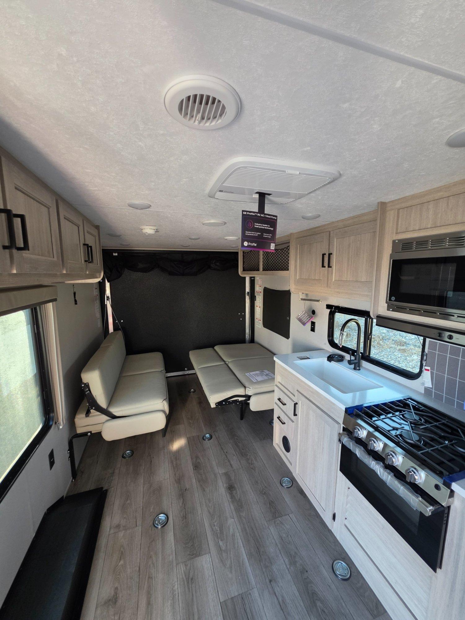 2026 Coachmen 2026 Coachmen Catalina Trail Blazer - thumbnail 15