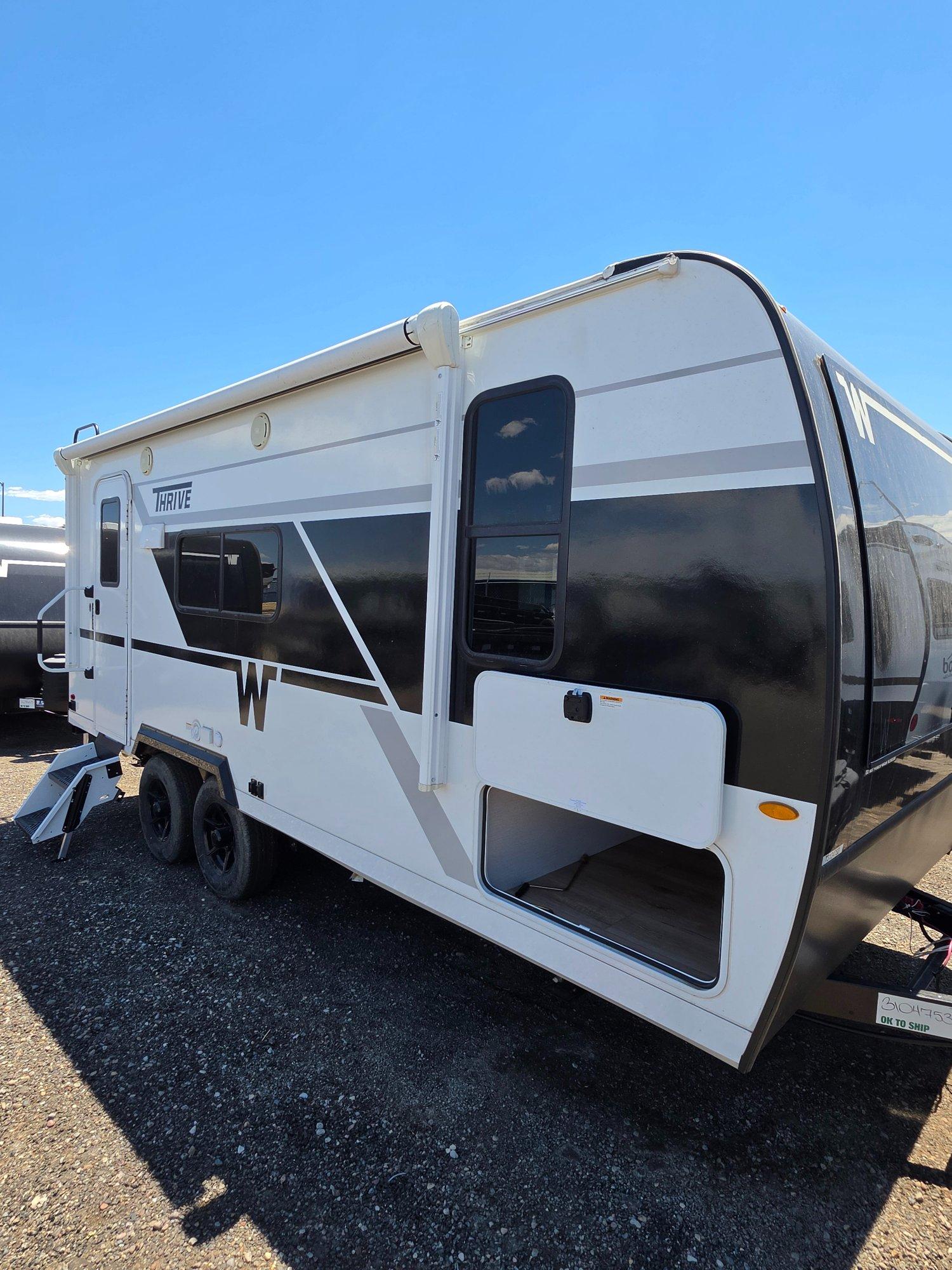 2026 Winnebago 2026 Winnebago Thrive - thumbnail 7