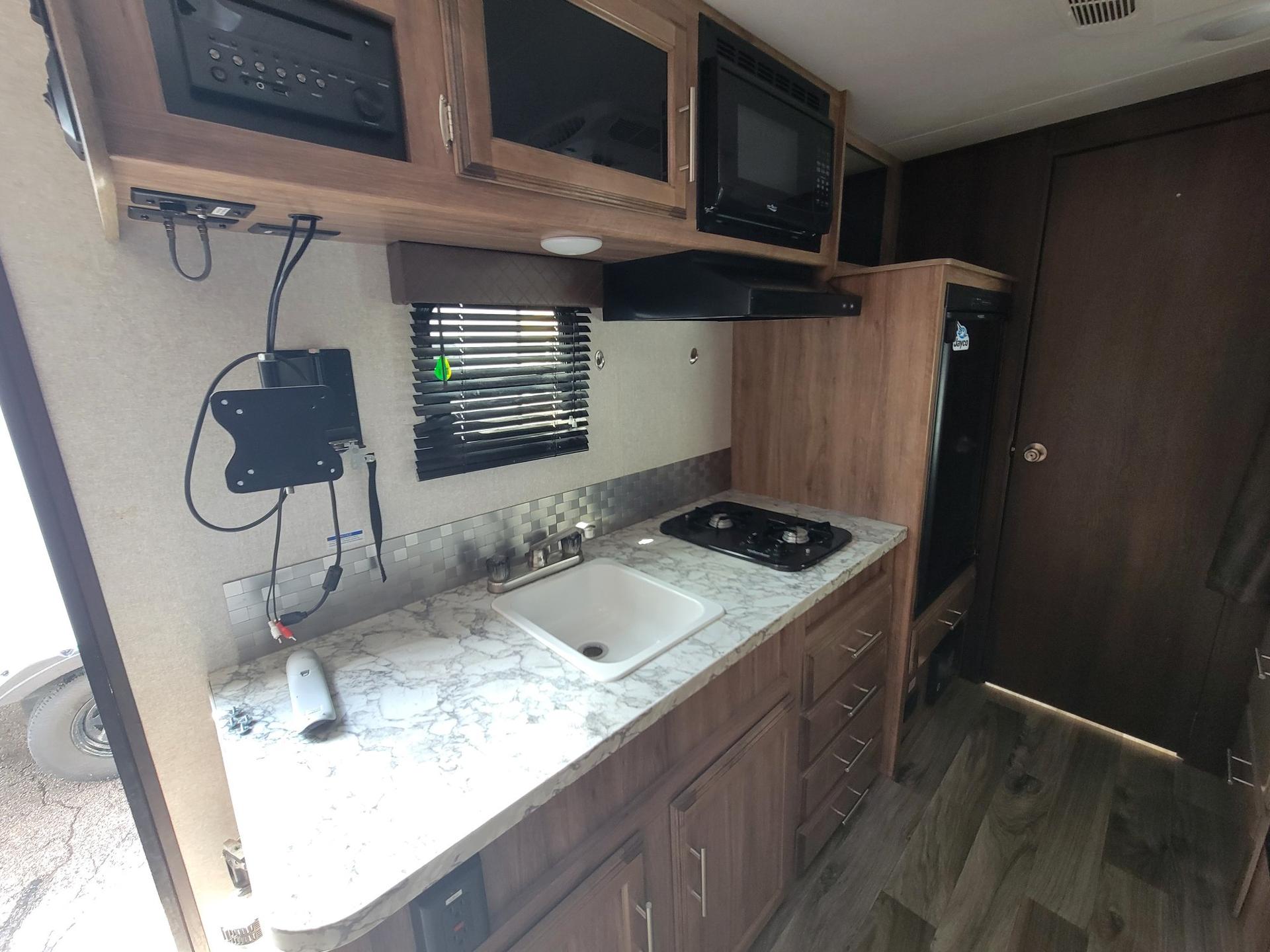 2018 Jayco 2018 Jayco Jay Feather - thumbnail 11