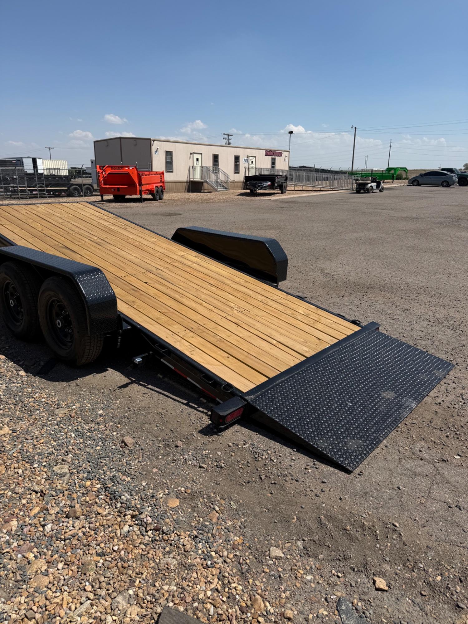 2026 Sure-Trac 2026 Sure-Trac 7'x22' Tilt Bed Equipment - - thumbnail 4