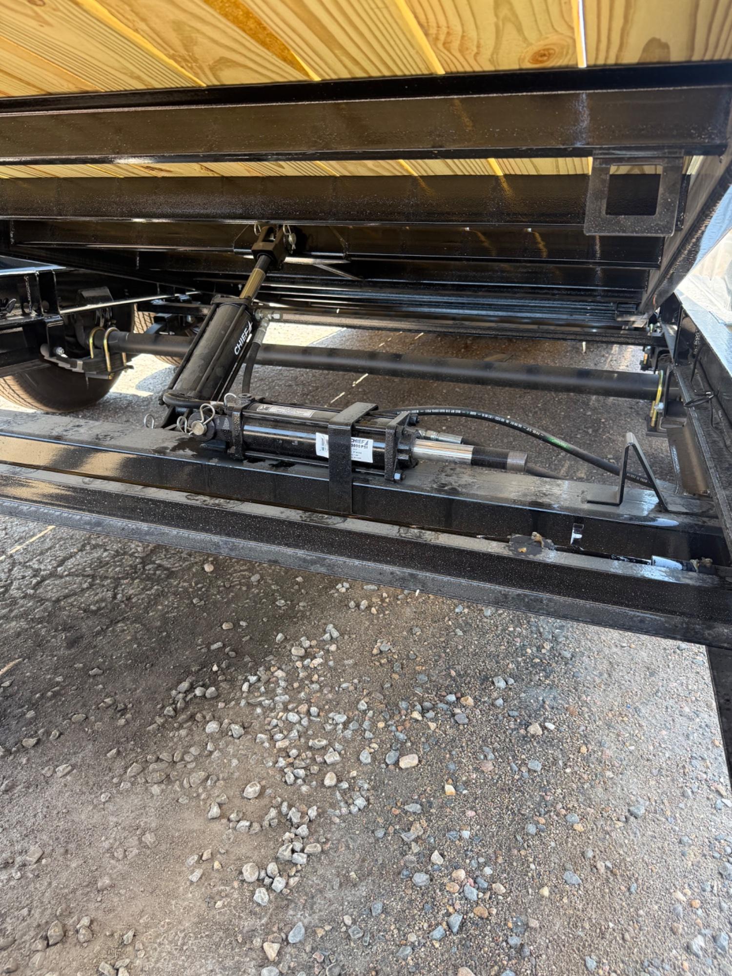 2026 Sure-Trac 2026 Sure-Trac 7'x22' Tilt Bed Equipment - - thumbnail 7