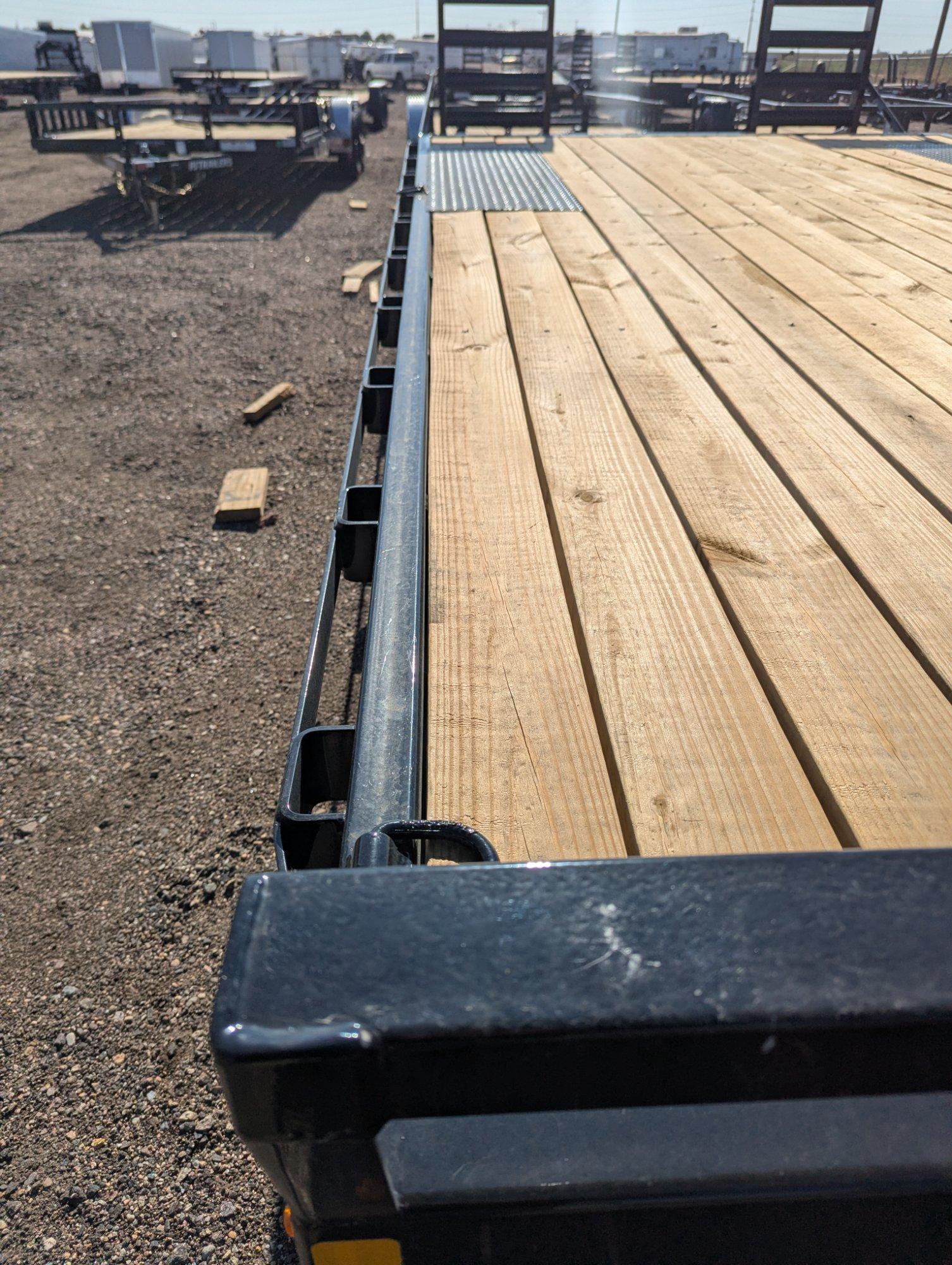 2026 Sure-Trac 2026 Sure-Trac 8.5'x18' Beavertail DO 10K - - thumbnail 8