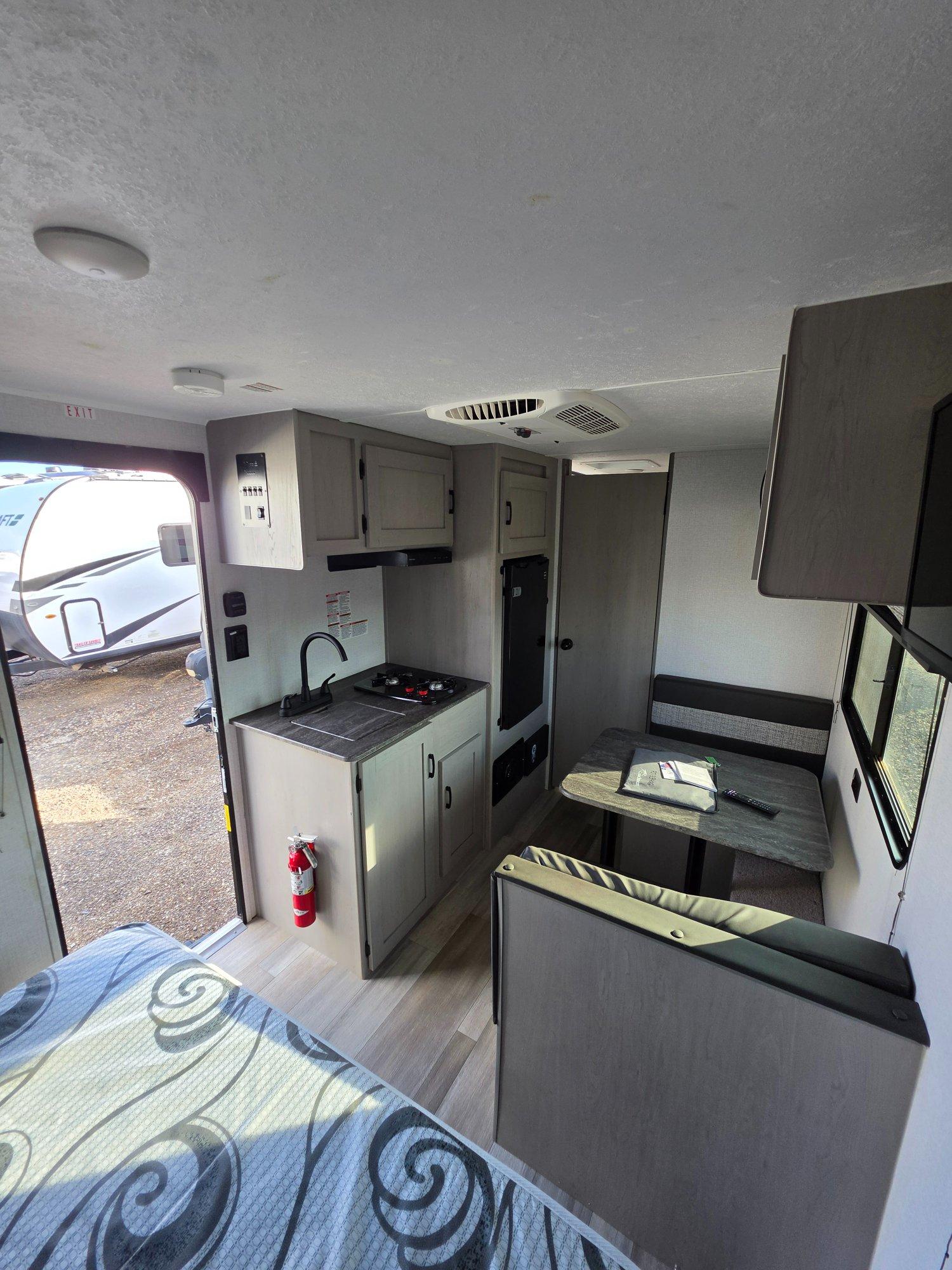 2023 Coachmen 2023 Coachmen Clipper - thumbnail 8