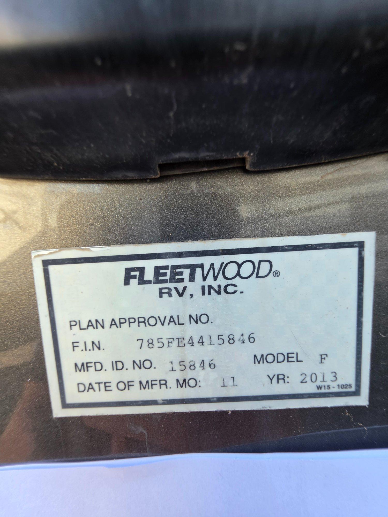 2014 Rev 2014 Rev Fleetwood - thumbnail 23