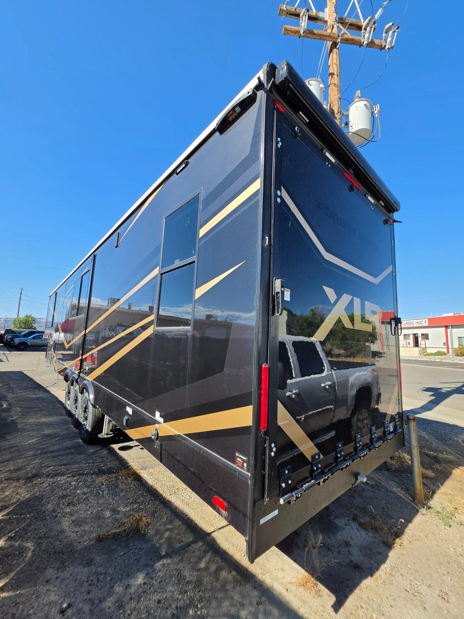 2026 Forest River 2026 Forest River Xlr Nitro Toy Hauler - thumbnail 4