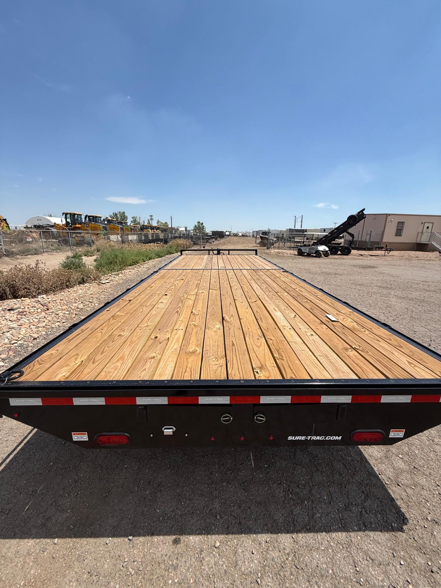 2026 Sure-Trac 2026 Sure-Trac 8.5'x22' DO Flatbed 15K - - thumbnail 4