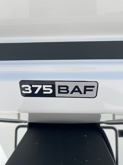 2027 Forest River 2027 Forest River Chaparral - thumbnail 3