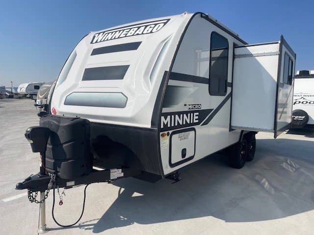 2023 Winnebago 2023 Winnebago Micro Minnie - thumbnail 2