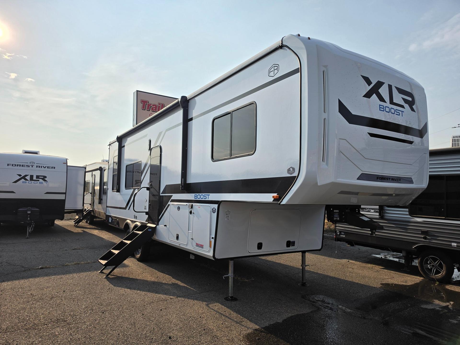 2027 Forest River XLR Boost 286B