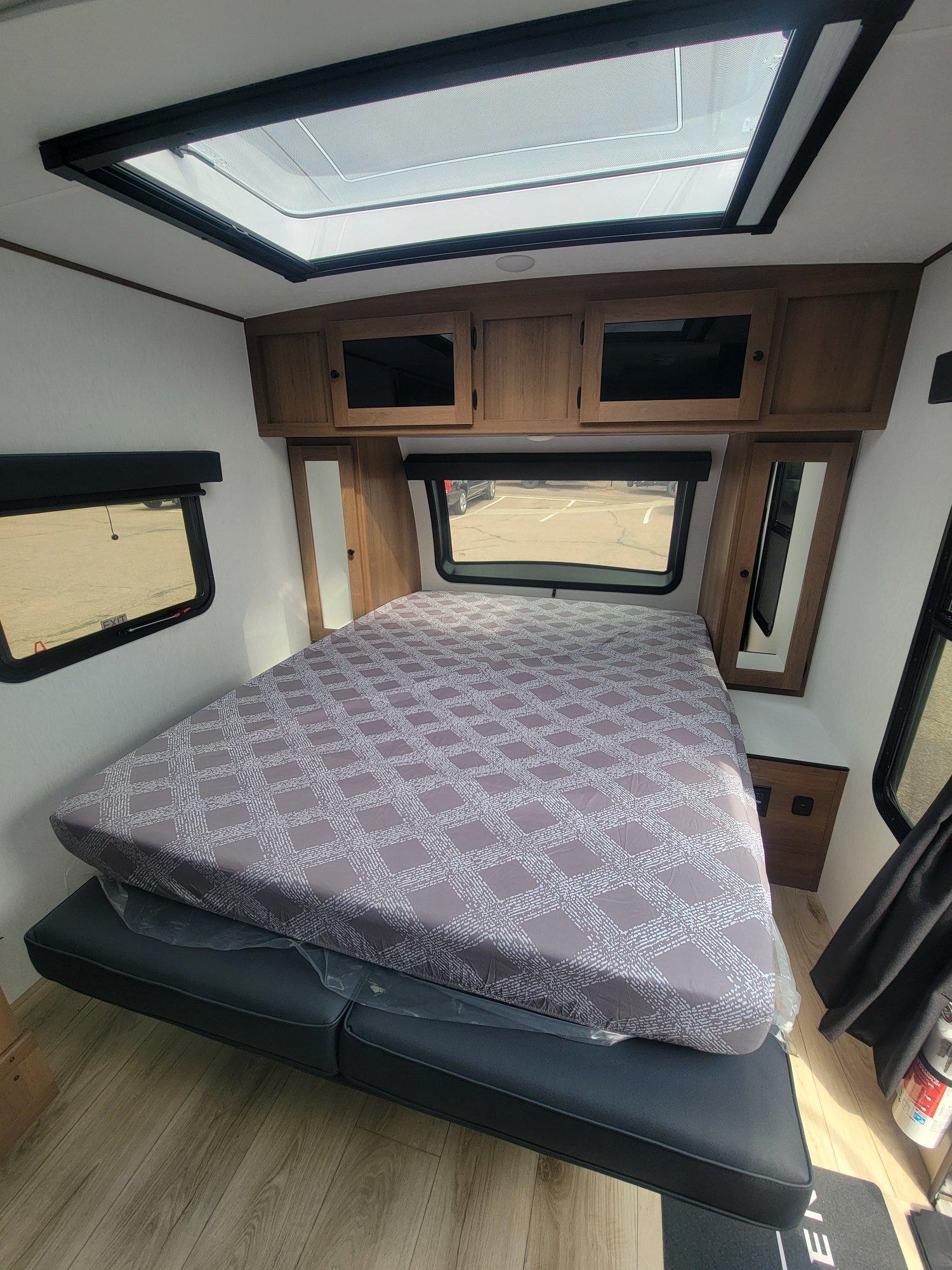 2026 Coachmen 2026 Coachmen Apex Nano - thumbnail 9