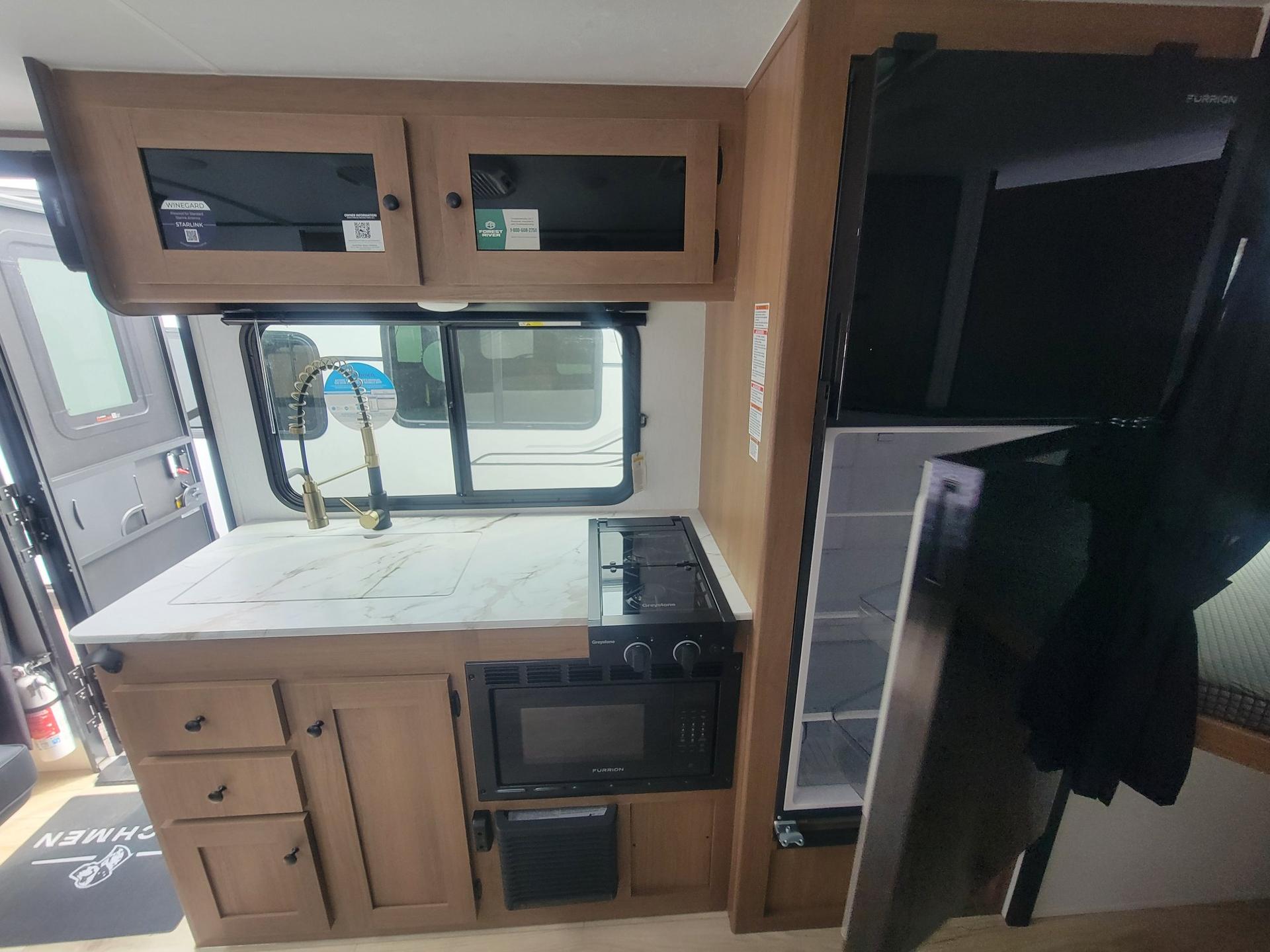 2026 Coachmen 2026 Coachmen Apex Nano - thumbnail 17