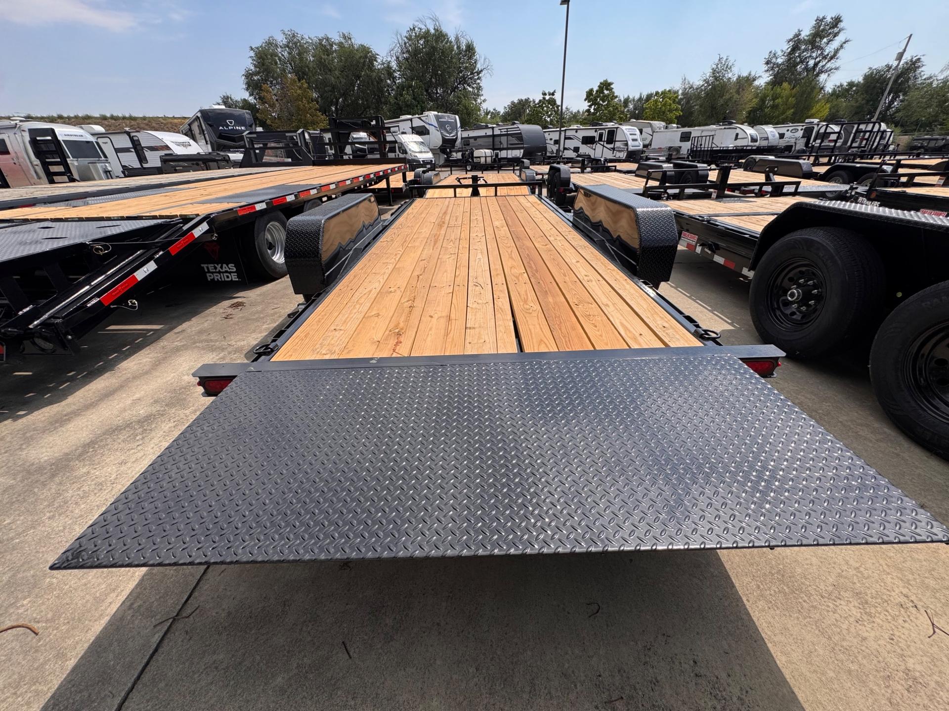 2026 Sure-Trac 2026 Sure-Trac 7'x18' Tilt Bed Equipment - - thumbnail 5