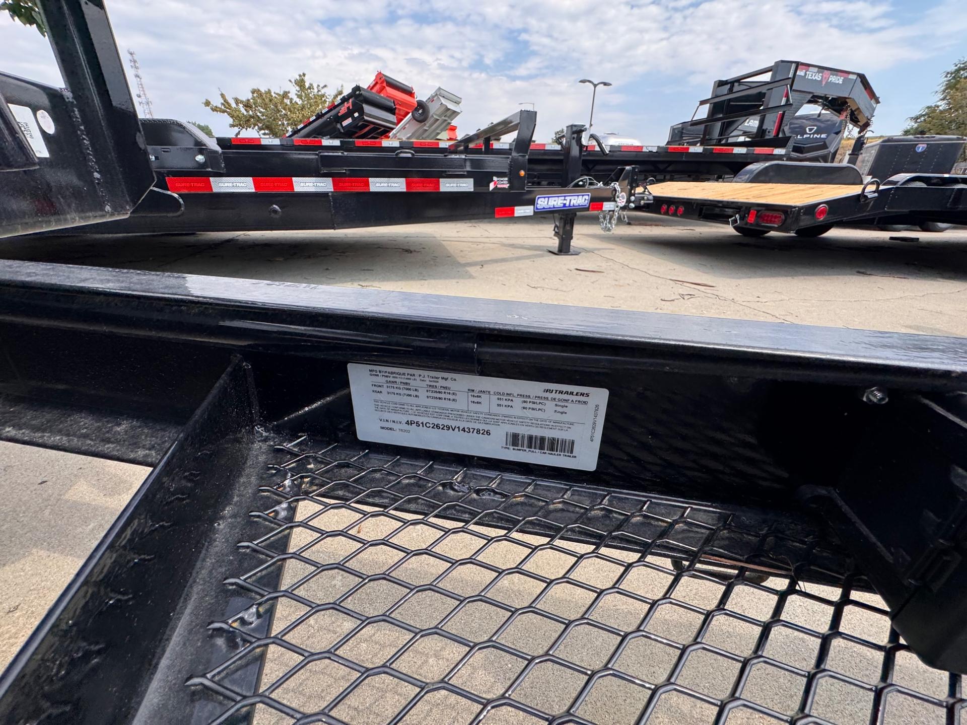 2027 PJ Trailers 2027 PJ Trailers 7'x22' Channel Equipment Tilt - - thumbnail 8