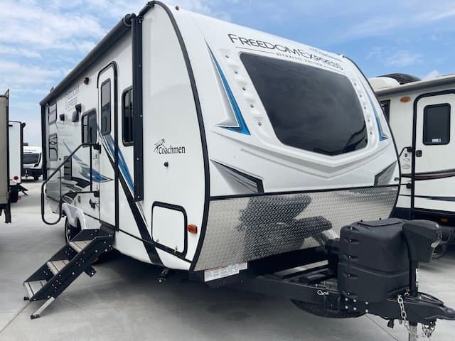 2021 Coachmen Freedom Express 238BHS