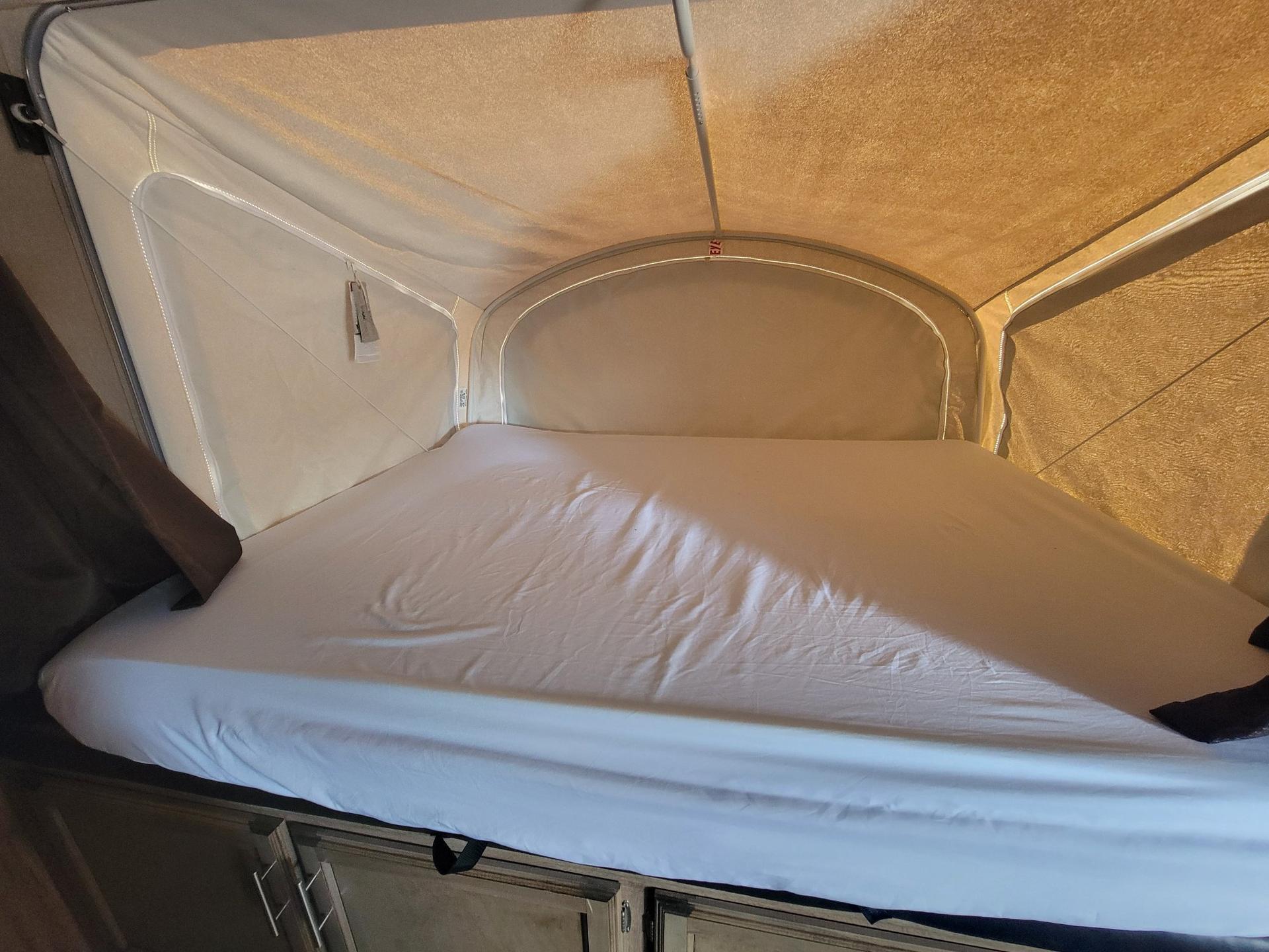 2019 Jayco 2019 Jayco Jay Feather - thumbnail 16