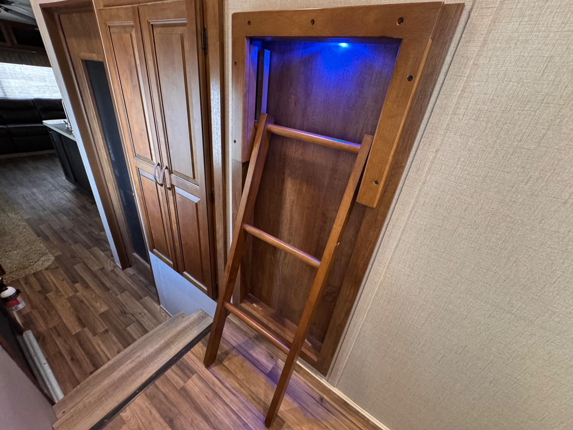 2019 Coachmen 2019 Coachmen Chaparral - thumbnail 27