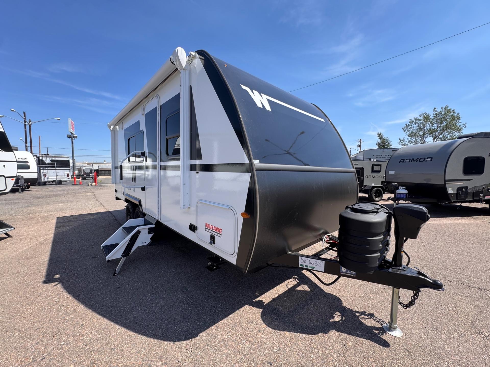 2027 Winnebago 2027 Winnebago Micro Minnie - image 1